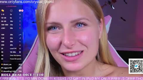 Snapshot of crystal_blond chatting on October 11, 12:15 am Crystal online show from October 11, 12:15 am