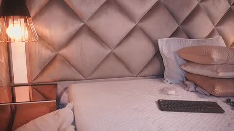 crystal_gilton online show from February 16, 7:34 pm