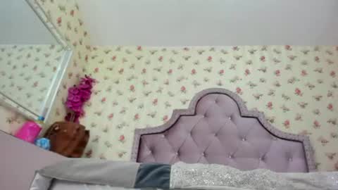 Milf Latina online show from July 13, 1:26 pm