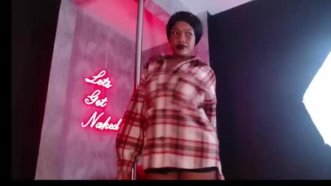 Crystal online show from December 2, 9:57 pm