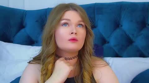 Crystal online show from October 13, 6:21 pm