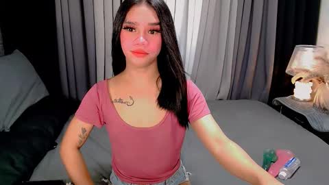 bea takashi  online show from November 8, 9:23 am