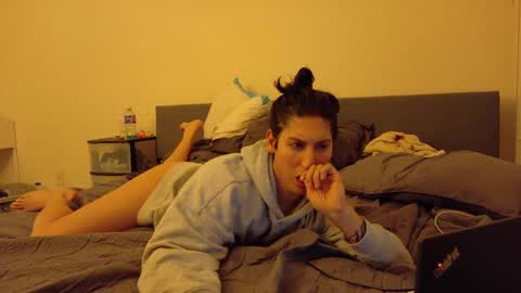 tina online show from February 21, 7:12 am