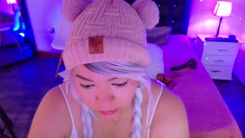 Snapshot of cuckoldlover69_ chatting on February 22, 9:56 am cuckoldlover69_ online show from February 22, 9:56 am