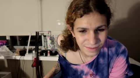 cuddleavenue online show from November 3, 2:34 am