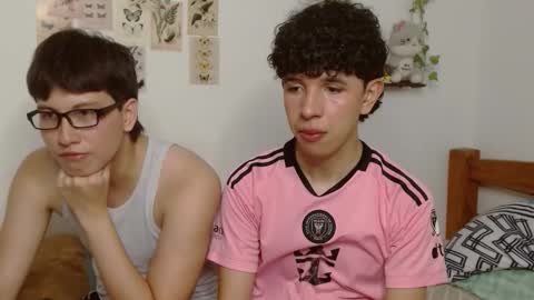 cuddly_and_jinx online show from March 4, 7:33 pm