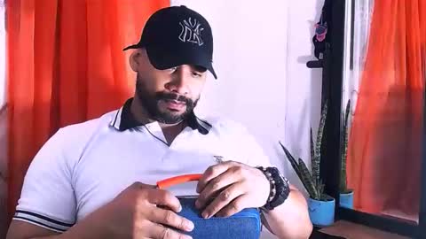bebe online show from May 30, 11:08 am