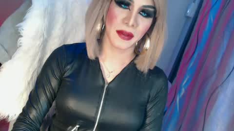 CUMMELA SLUTI online show from June 15, 6:44 pm