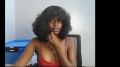 sophie online show from March 18, 7:47 am