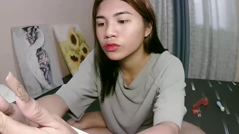 Snapshot of cum_swallowerxx69 chatting on February 18, 12:05 am SASSY online show from February 18, 12:05 am