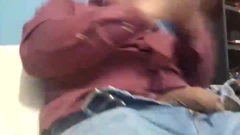 Snapshot of cumbian_chero chatting on March 7, 8:11 pm cumbian_chero online show from March 7, 8:11 pm