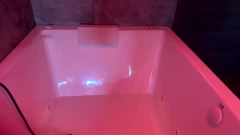 cumcumforyou20 online show from March 28, 11:33 am