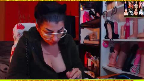 Snapshot of cuminmenowbby chatting on October 7, 5:09 pm cuminmenowbby online show from October 7, 5:09 pm
