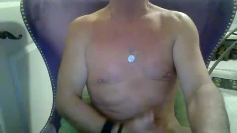 cumngetit910 online show from February 4, 9:19 pm