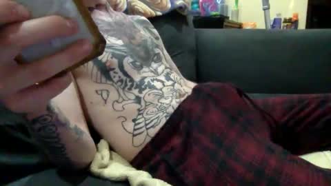 cumonover420 online show from April 8, 1:30 am