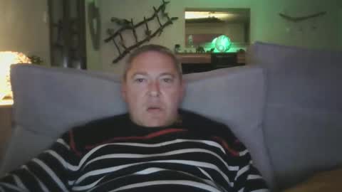 Snapshot of cuni6969 chatting on December 5, 5:33 pm cuni6969 online show from December 5, 5:33 pm
