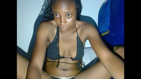 Snapshot of cupidxdoll chatting on October 19, 6:45 pm cupidxdoll online show from October 19, 6:45 pm