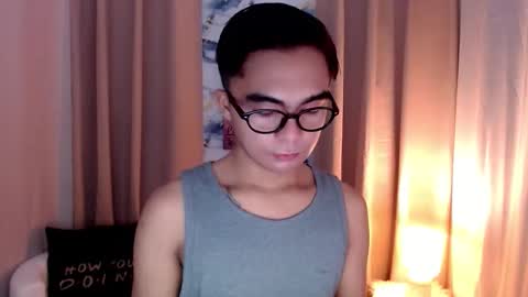Xyrien online show from May 8, 6:24 pm
