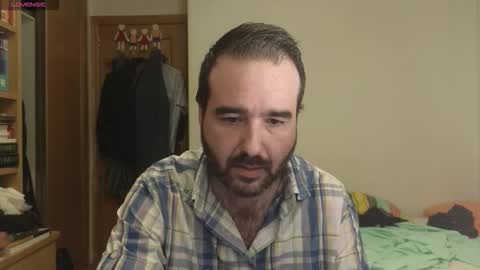Snapshot of curiosillo1983 chatting on September 21, 3:27 pm curiosillo1983 online show from September 21, 3:27 pm