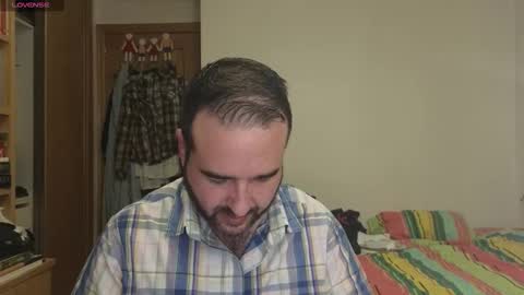 Snapshot of curiosillo1983 chatting on October 8, 10:16 pm curiosillo1983 online show from October 8, 10:16 pm