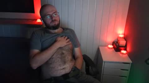 curious_one_germ online show from September 30, 6:29 pm