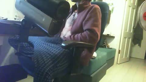 curiousgenie online show from March 8, 9:51 pm