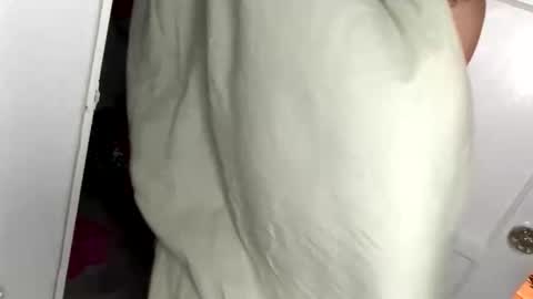 curliegirlee online show from March 10, 12:59 am