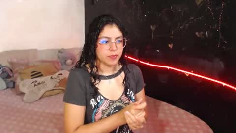 Max and Cata online show from February 19, 2:33 am