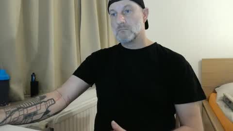 Snapshot of curman85 chatting on January 22, 11:53 pm Curman85 online show from January 22, 11:53 pm