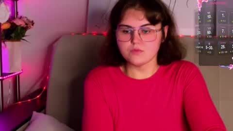 Snapshot of curvy_janie chatting on October 7, 8:32 am Jane online show from October 7, 8:32 am