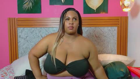 curvyhomebebe online show from June 3, 2:58 am