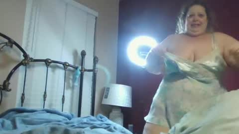 curvynurse69 online show from June 25, 3:36 am
