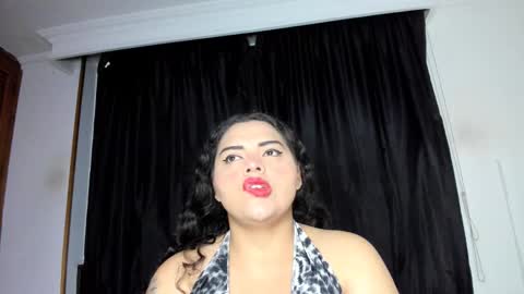 Snapshot of curvypornxxx chatting on October 7, 8:21 am curvypornxxx online show from October 7, 8:21 am