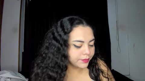 Snapshot of curvypornxxx chatting on September 19, 9:02 am curvypornxxx online show from September 19, 9:02 am
