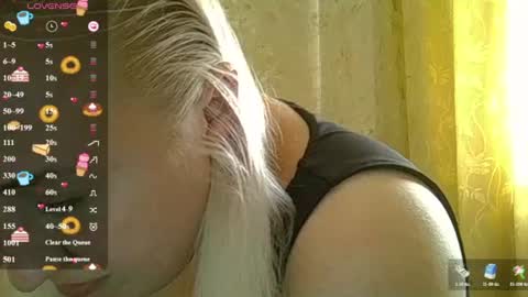 Curvy online show from June 20, 11:05 am