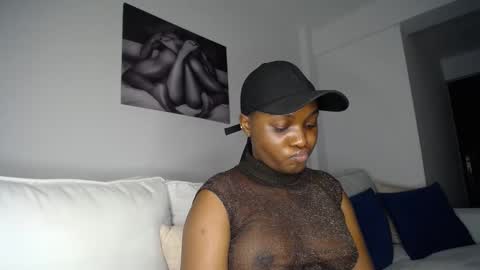 Snapshot of cute_ass18 chatting on February 17, 6:28 pm Liya online show from February 17, 6:28 pm