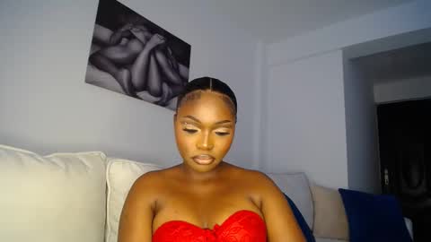 Snapshot of cute_ass18 chatting on February 10, 11:15 am Liya online show from February 10, 11:15 am