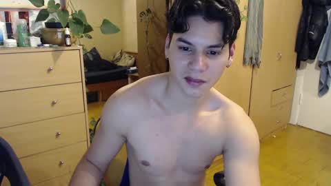 Tomas online show from December 31, 8:02 pm