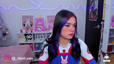 Dani  online show from December 4, 9:45 am