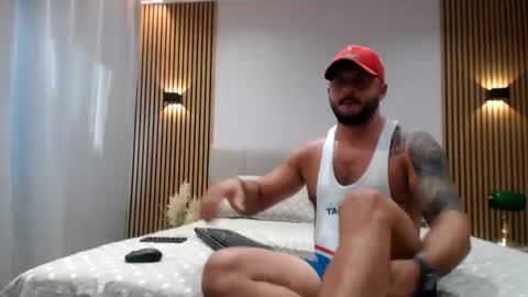 Cute Johny01 online show from August 3, 5:20 am