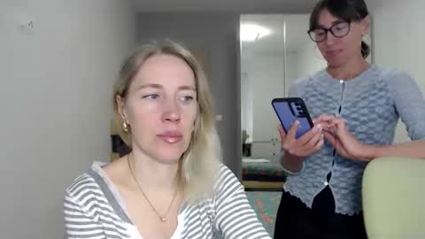 cute_lion_ online show from May 8, 2:34 pm