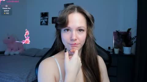 Emily online show from November 12, 7:21 am