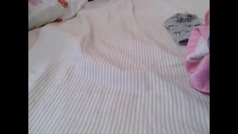 Snapshot of cute_lizah chatting on March 1, 10:02 am cute_lizah online show from March 1, 10:02 am