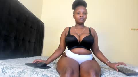 cute n nasty online show from December 5, 6:48 am