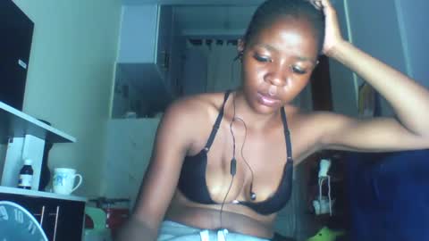 SHARON online show from April 2, 9:55 pm