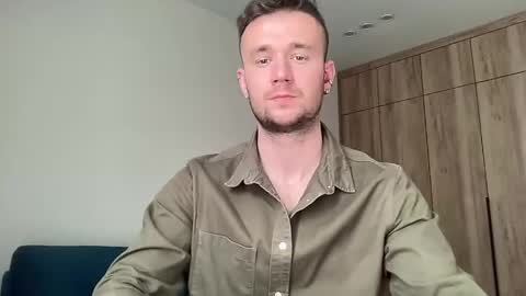 cute_skywalker online show from May 6, 7:58 am