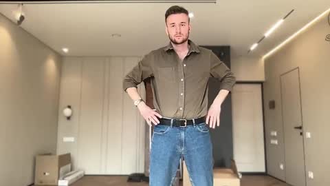 cute_skywalker online show from May 10, 12:44 pm