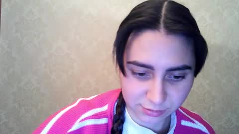 Snapshot of cute_strawberry_ chatting on October 17, 7:29 pm cute_strawberry_ online show from October 17, 7:29 pm