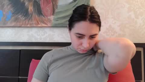 Snapshot of cute_strawberry_ chatting on March 3, 9:44 am cute_strawberry_ online show from March 3, 9:44 am