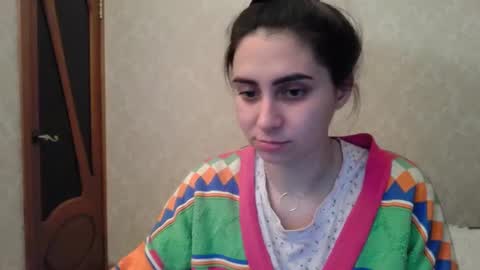 Snapshot of cute_strawberry_ chatting on February 24, 5:42 pm cute_strawberry_ online show from February 24, 5:42 pm